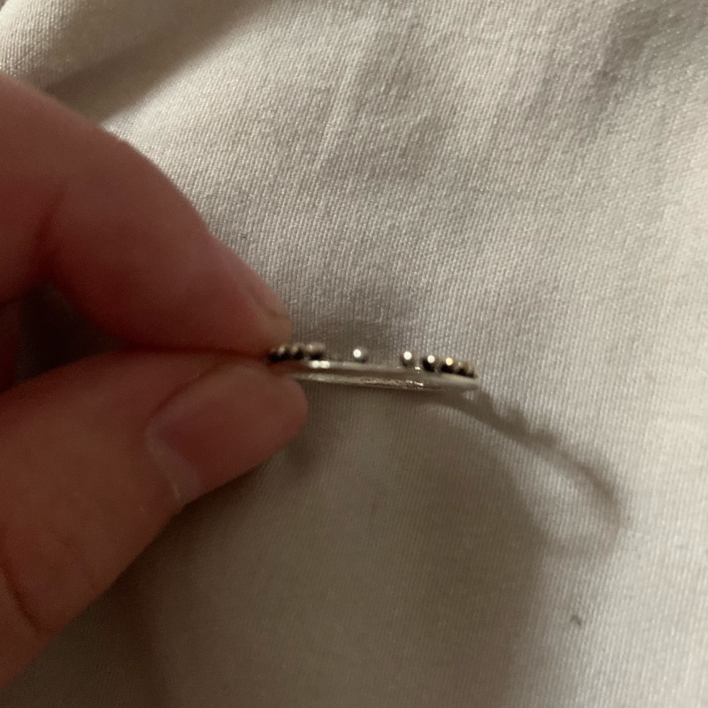 Rings - Picture 4 of 4
